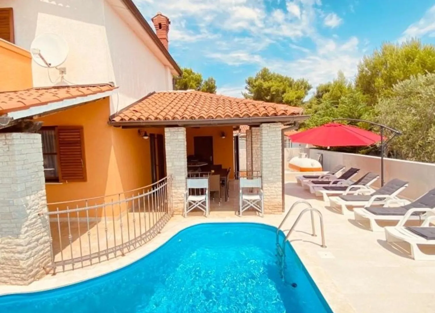 Ferienhaus Mit Privatpool Fuer 6 Personen Ca 111 Qm In Medulin, Istrien Suedkueste Von Istrien Holiday home